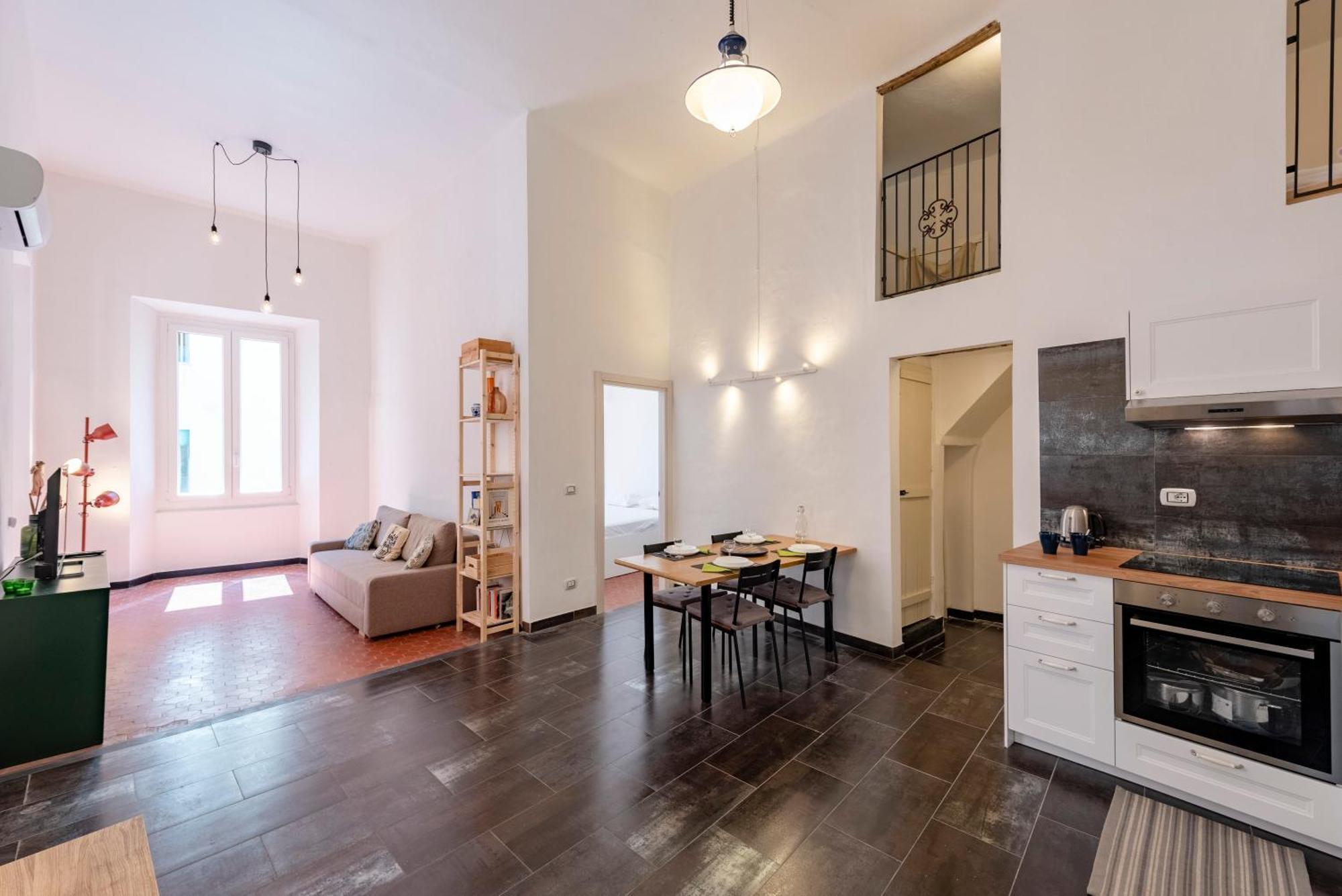 Joivy Excellent 2-bed Flat In Genoa's Old Town *